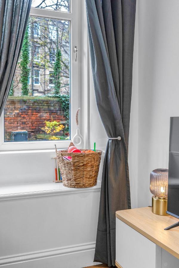 Cheerful - Jamson Pl 3 Bed Appartement *
